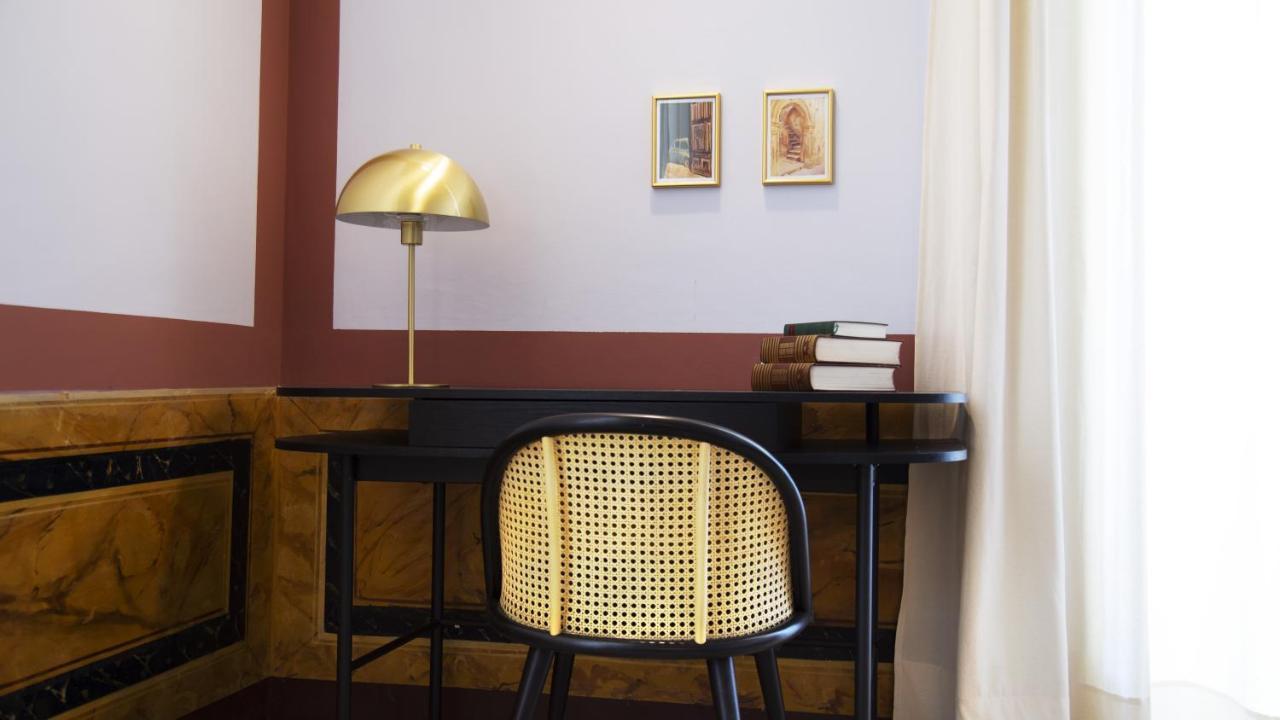 Bed and Breakfast Palazzo Francesco Grassi Aradeo Exterior foto