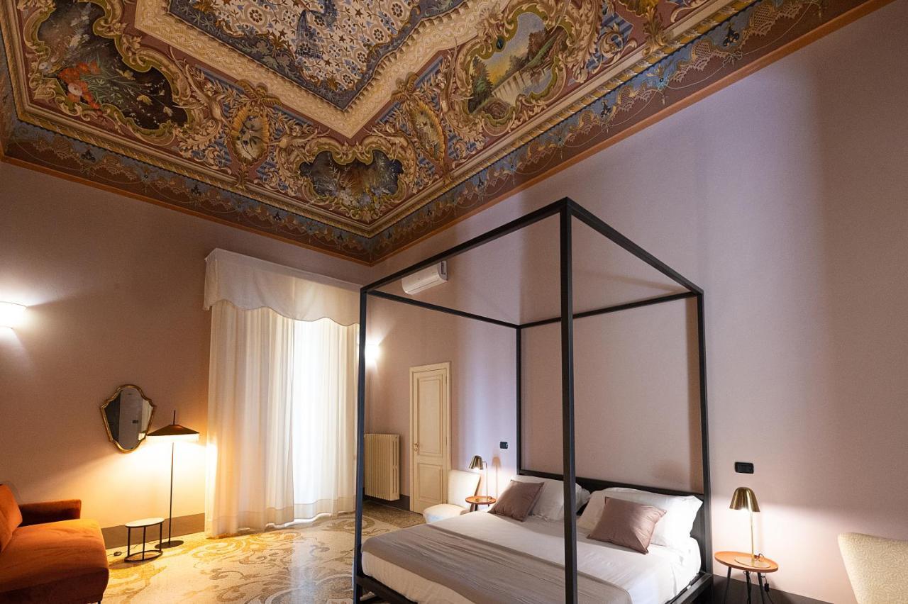 Bed and Breakfast Palazzo Francesco Grassi Aradeo Exterior foto